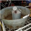 Image 3 : ANTIQUE MCCLARYS WASH TUB AND ANTIQUE WATERING CAN