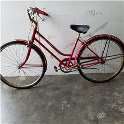 SCHWINN BREEZE BIKE