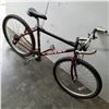 Image 3 : RED AND BLACK GIANT BIKE