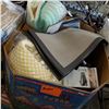 Image 2 : PALLET OF RETURNED FLOOR MATS, SLEEPING FOAM