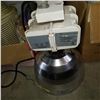 Image 2 : 2 WAREHOUSE LIGHTS