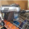 Image 2 : SHARK STEAMER AND HOOVER VACUUM