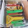 Image 3 : NEW SCRUB BRUSHES, KNIVES, SCRAPERS