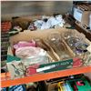 Image 1 : 2 BOXES OF VASES AND COLLECTIBLES