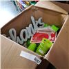 Image 1 : BOX OF PLASTIC CUPS AND WEDDING DECOR