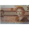 Image 2 : 1986 CANADIAN 2 DOLLAR BANKNOTE UNCIRCULATED - LAST YEAR OF ISSUE