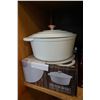 Image 1 : NEW ENAMEL CAST IRON DUTCH OVEN