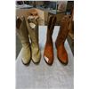 Image 1 : 2 PAIRS OF LEATHER COWBOY BOOTS SIZE 11 OSTRICH LEATHER MADE IN CANADA AND BOULET SIZE 10.5