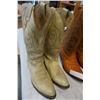 Image 2 : 2 PAIRS OF LEATHER COWBOY BOOTS SIZE 11 OSTRICH LEATHER MADE IN CANADA AND BOULET SIZE 10.5