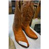Image 3 : 2 PAIRS OF LEATHER COWBOY BOOTS SIZE 11 OSTRICH LEATHER MADE IN CANADA AND BOULET SIZE 10.5