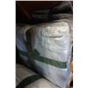 Image 3 : NEW KING SIZE SHEET SET, TOWEL, HOUSE COAT, AND EMBOSSED VELVET THROW