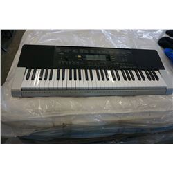 CASIO CTK 4400 61-KEY PORTABLE KEYBOARD  - TESTED AND WORKING