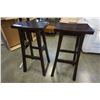 Image 2 : 2 MAHOGANY FINISH SADDLE STOOLS