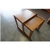 Image 1 : 2 OAK NESTING END TABLES