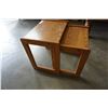 Image 2 : 2 OAK NESTING END TABLES
