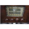 Image 2 : VINTAGE MARCONI 1932 RADIO