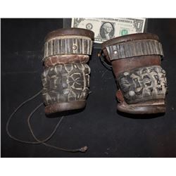 DEMOLITION MAN WESLEY SNIPES SCREEN USED HERO LEATHER GAUNTLETS