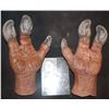Image 2 : CREATURE ALIEN DEMON MATCHED PAIR OF WEARABLE HANDS