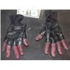 Image 1 : HELLBOY LIKE HANDS WITH FINGERLESS GLOVES WEARABLE