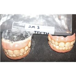 SCARY MOVIE 3 SCREEN USED HULK TEETH WITH MASTERS