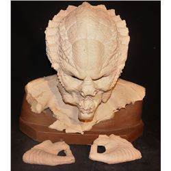 PREDATOR FULL HEAD APPLIANCE WITH JAWS