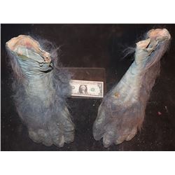EVOLUTION BLUE PRIMATE FEET MATCHED PAIR 6