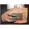 Image 1 : TREMORS GRABOID TONGUE THAT EXTENDS FROM MOUTH 1
