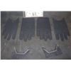 Image 1 : BLACK PANTHER GLOVE SET 1