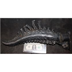 ALIEN VS PREDATOR PREDALIEN XENOMORPH SCREEN USED HERO TOP SPINAL BACK HORN