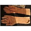 Image 2 : X-MEN SABRETOOTH SCREEN USED HERO STAGE 1 RESIN CLAWS ON SILICONE GLOVES