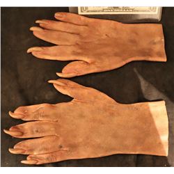 X-MEN SABRETOOTH SCREEN USED STUNT STAGE 2 SILICONE GLOVES WITH CLAWS 5