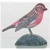 Image 1 : Miniature Purple Finch with a turned head and dro