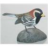 Image 1 : Miniature Lapland Longspur with drop carved wings