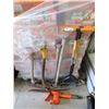 Image 1 : 9 Assorted Garden Tools