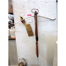 Cross Bow with 4 Arrows in Belt Pouch