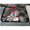 Image 1 : 30+ Assorted Metal Belt Buckles