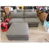 Image 1 : 5 Piece Grey Fabric Sectional Sofa - Store Return