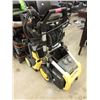 Image 1 : 2 Karcher Pressure Washers - Store Return