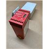 Image 2 : Allen-Bradley 440R-D23021 Safety Relay