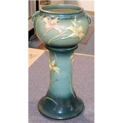 ROSEVILLE ZEPHER LILY JARDINAIRE AND PEDESTAL