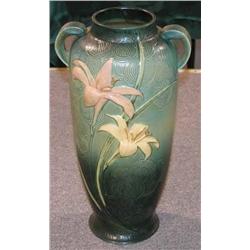 ROSEVILLE ZEPHER LILY FLOOR VASE