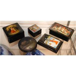 GROUP OF 5 RUSSIAN LACQUERWARE BOXES
