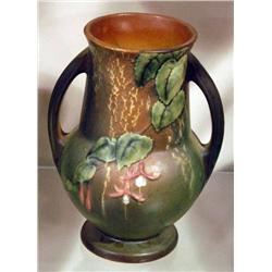 ROSEVILLE FUSCIA 8 VASE