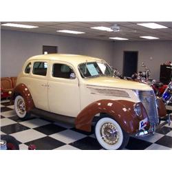 1937 Ford Deluxe 4dr Sedan