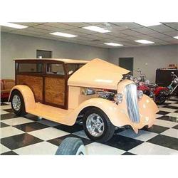 1933 Dodge Woody wagon