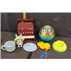 Image 1 : Toy Cash Register and Tea Cup Decor