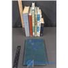 Image 1 : (8) Vintage Books