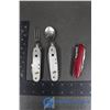 Image 1 : (3) Multi-Fuction Tools