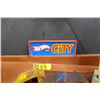 Image 9 : Hot Wheel City Car Ramp & Preston Bumble Beads