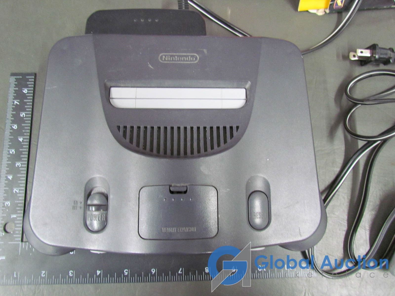 Nintendo 64, 2 Controllers & 3 Games (In Original Boxes) nintendo 64 with 2 controllers